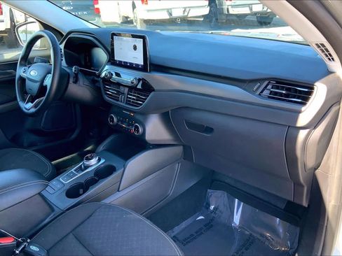 Certified 2024 Ford Escape Active image 17