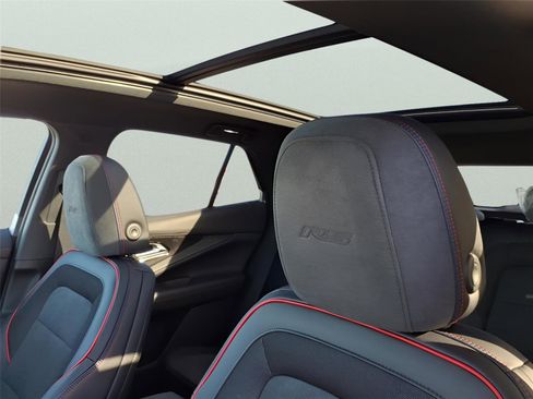 New 2026 Chevrolet Blazer EV RS image 16