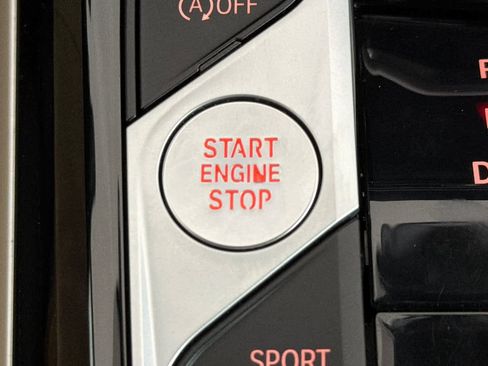 Used 2023 BMW 230i Coupe w/ M Sport Package image 22