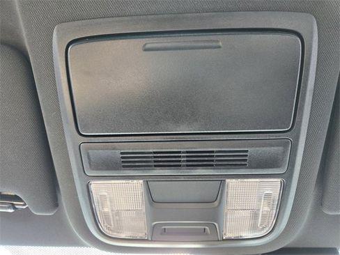 Used 2022 Honda Accord Sport image 22