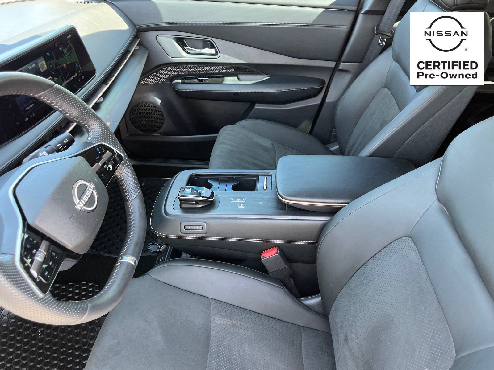 Certified 2025 Nissan Ariya FWD image 17