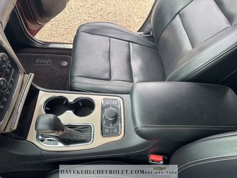 Used 2016 Jeep Grand Cherokee Overland w/ Advanced Technology Group image 17