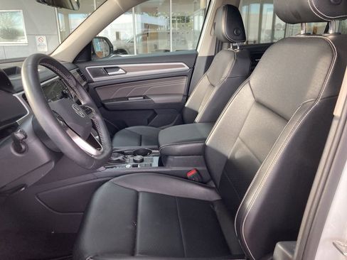 Used 2022 Volkswagen Atlas SEL image 8