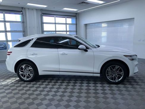 Used 2023 Genesis GV70 2.5T w/ Select Package image 37