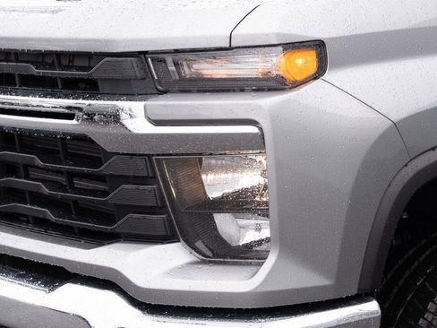 New 2026 Chevrolet Silverado 3500 LT w/ Convenience Package image 18