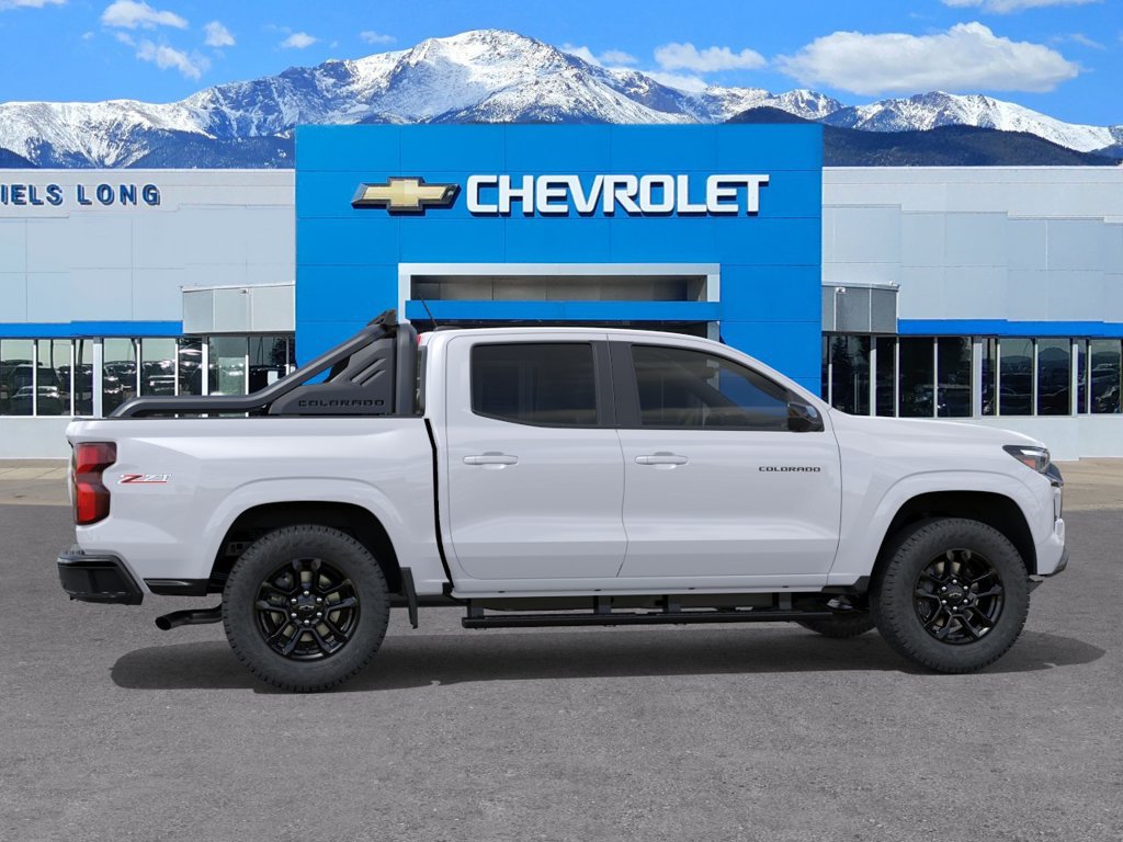 New 2026 Chevrolet Colorado Z71 w/ Midnight Edition AWD/4WD image 5