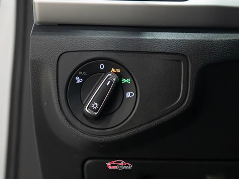 Used 2022 Volkswagen Atlas SE image 37