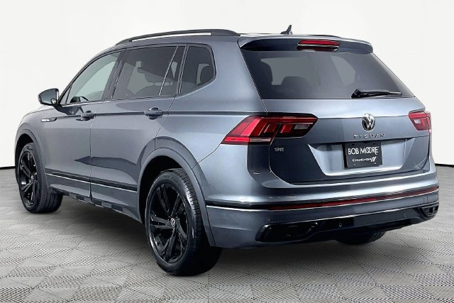Used 2023 Volkswagen Tiguan SE R-Line FWD image 4