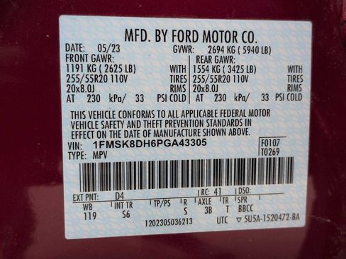 Used 2023 Ford Explorer XLT w/ Equipment Group 202A AWD/4WD image 34