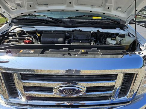Used 2021 Ford E-350 and Econoline 350 Super Duty w/ Power Windows & Locks Group RWD image 33
