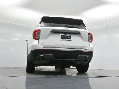 Certified 2023 Ford Explorer XLT w/ Equipment Group 202A image 53