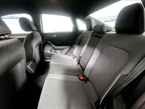 Used 2025 Volkswagen Jetta Sport FWD image 21