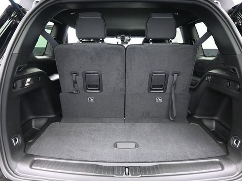 New 2026 Jeep Grand Cherokee L Laredo w/ MOPAR Finishing Package AWD/4WD image 27