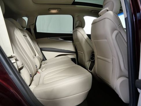 Used 2019 Lincoln Nautilus Reserve AWD/4WD image 11