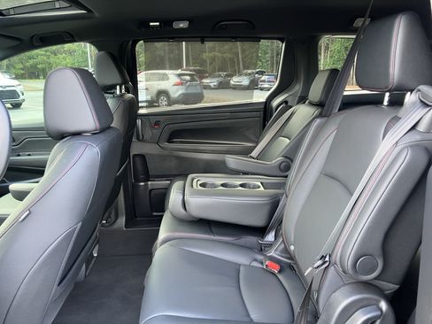 Certified 2026 Honda Odyssey Sport-L image 31