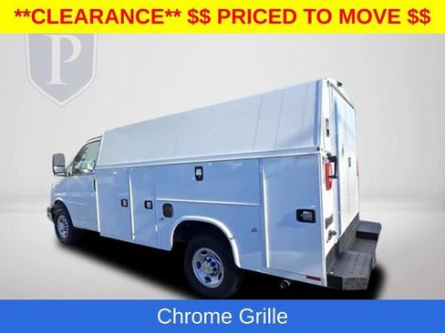 New 2025 Chevrolet Express 3500 w/ Power Convenience Package RWD image 10