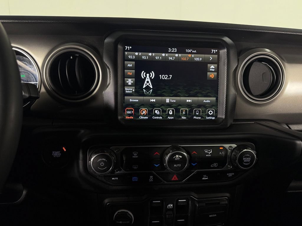 Used 2023 Jeep Wrangler Unlimited w/ 8.4" Radio Group AWD/4WD image 18