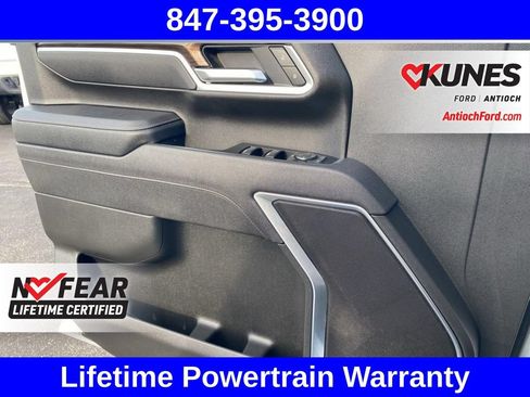 Used 2025 Chevrolet Silverado 2500 LT w/ Convenience Package AWD/4WD image 18