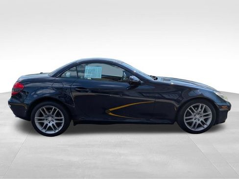 Used 2009 Mercedes-Benz SLK 300 image 8