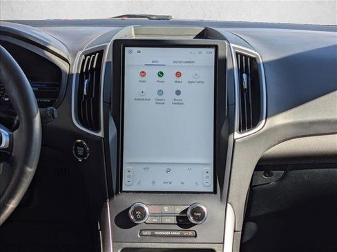 Used 2024 Ford Edge SEL image 13