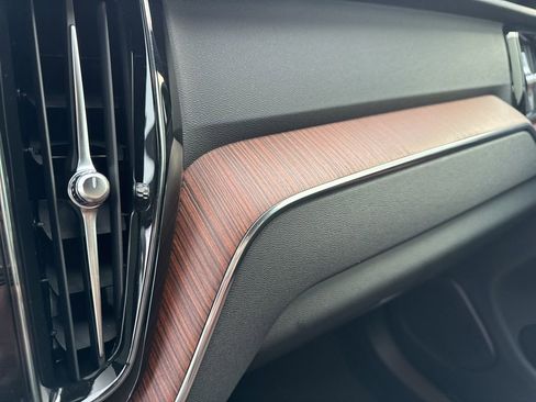 Used 2024 Volvo XC60 T8 Plus w/ Protection Package Premier image 25