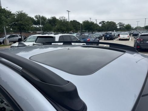 Used 2024 Subaru Crosstrek 2.0i Premium AWD/4WD image 8