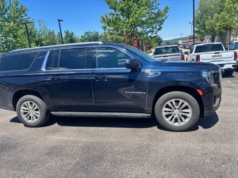 Used 2021 GMC Yukon XL SLE AWD/4WD image 5