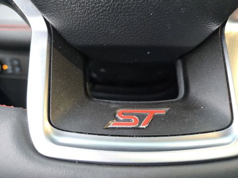 Used 2025 Ford Explorer ST w/ Sun And Sound Package image 29