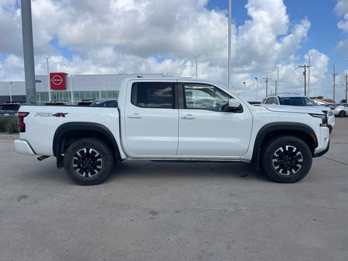 Certified 2023 Nissan Frontier PRO-4X w/ Tow Package AWD/4WD image 6