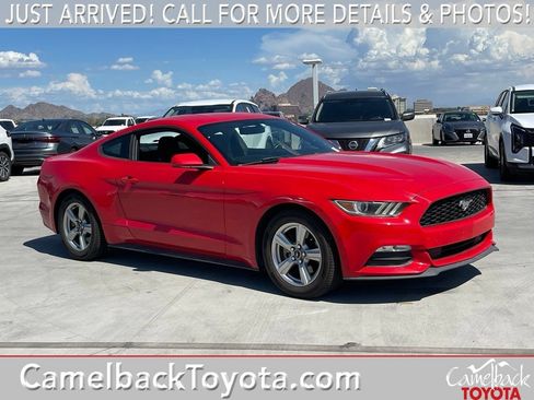 Used 2016 Ford Mustang Coupe RWD image 1