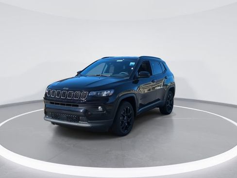 New 2026 Jeep Compass Latitude AWD/4WD image 3