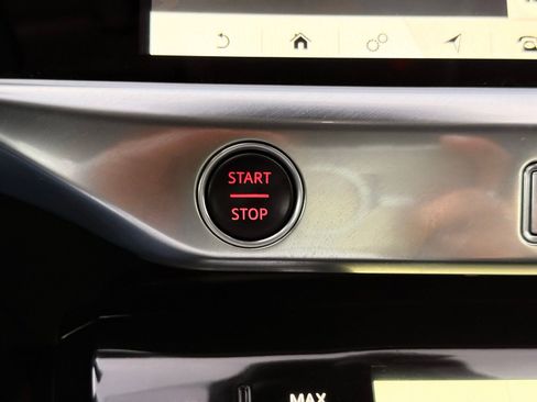 Used 2020 Jaguar I-PACE S image 64