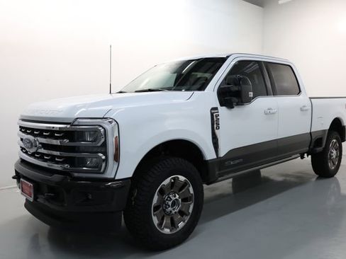 Used 2025 Ford F250 King Ranch w/ FX4 Off-Road Package AWD/4WD image 65