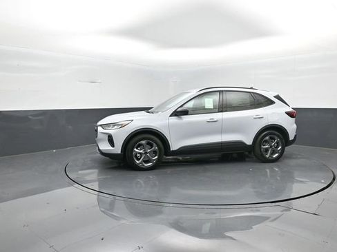 New 2026 Ford Escape ST-Line w/ Tech Pack #1 image 4
