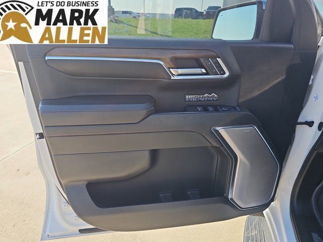 Used 2024 Chevrolet Silverado 1500 High Country w/ High Country Premium Package AWD/4WD image 23