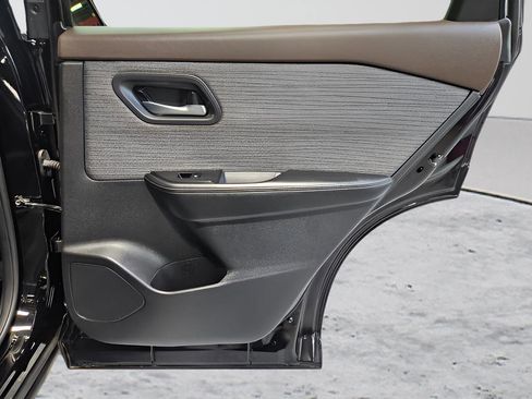 Certified 2023 Nissan Rogue SV AWD/4WD image 24