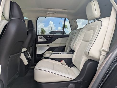 Used 2023 Lincoln Aviator Black Label Grand Touring w/ Class IV Trailer Tow Package AWD/4WD image 19
