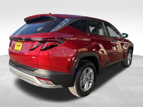 New 2026 Hyundai Tucson SE image 7