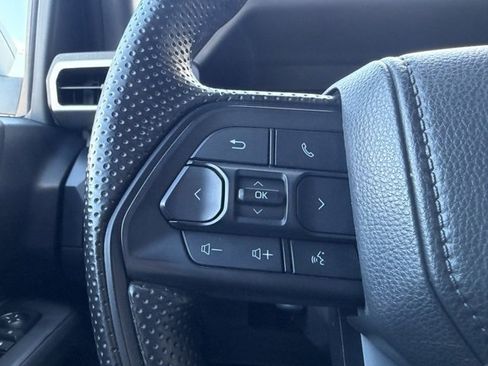 Used 2025 Toyota Tacoma SR image 15