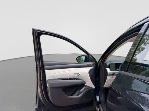 New 2026 Hyundai Tucson Limited AWD/4WD image 18