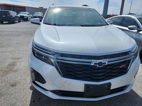 Used 2023 Chevrolet Equinox RS image 6