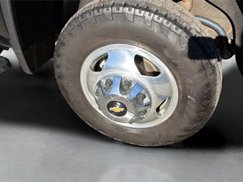 Used 2021 Chevrolet Silverado 3500 High Country image 32