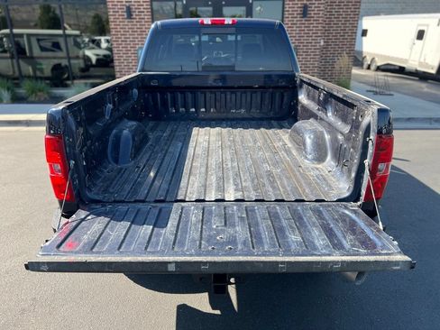 Used 2011 Chevrolet Silverado 2500 LT AWD/4WD image 28