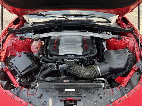 Used 2017 Chevrolet Camaro SS image 32