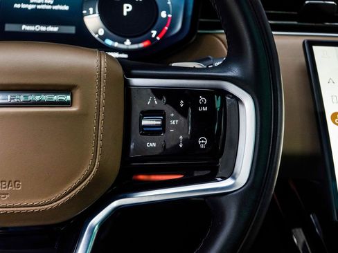 Used 2023 Land Rover Range Rover Sport SE image 31