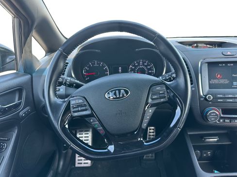 Used 2017 Kia Forte SX FWD image 12