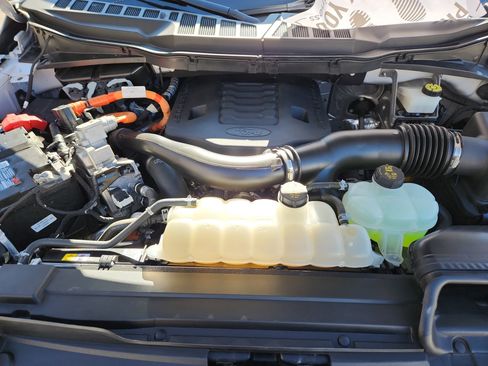 Used 2023 Ford F150 XLT w/ Equipment Group 302A High image 17