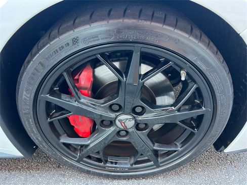 Used 2021 Chevrolet Corvette Stingray Preferred Cpe w/ Z51 Performance Package image 13