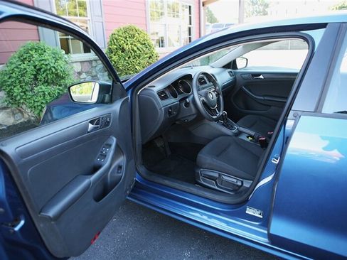 Used 2015 Volkswagen Jetta S FWD image 8