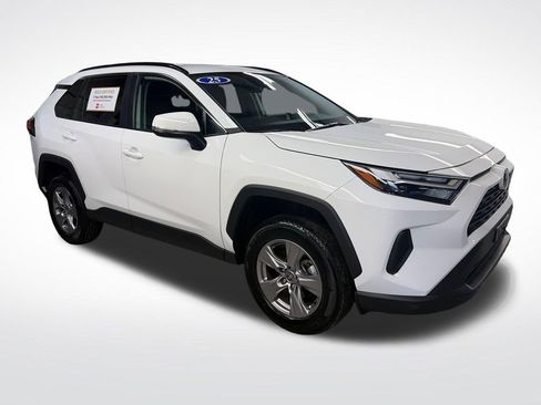 Certified 2025 Toyota RAV4 XLE AWD/4WD image 8
